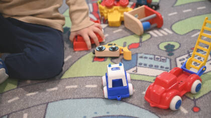 Autoja automatolla.
