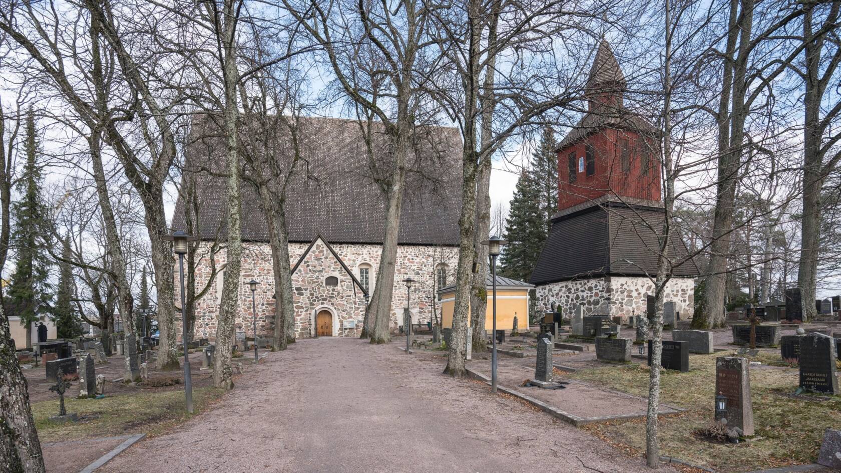 S:t Lars kyrka.